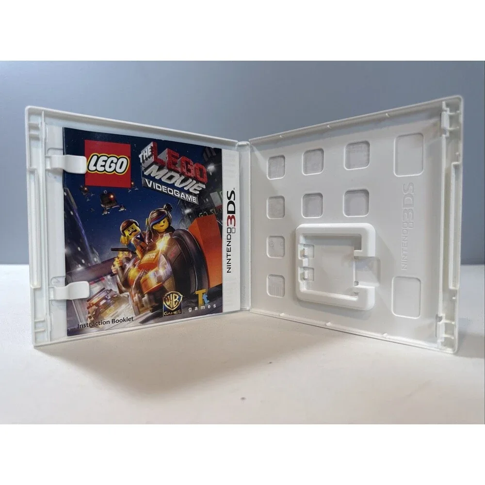 Lego Movie Video Game - Nintendo 3DS Case And Booklet Only No Game